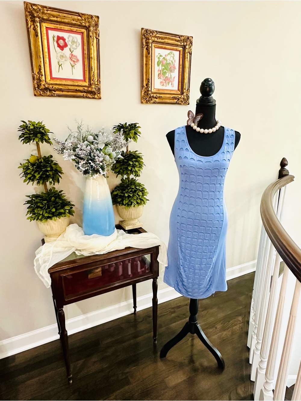 Sleeveless Scoop Neck Midi Dress in Periwinkle